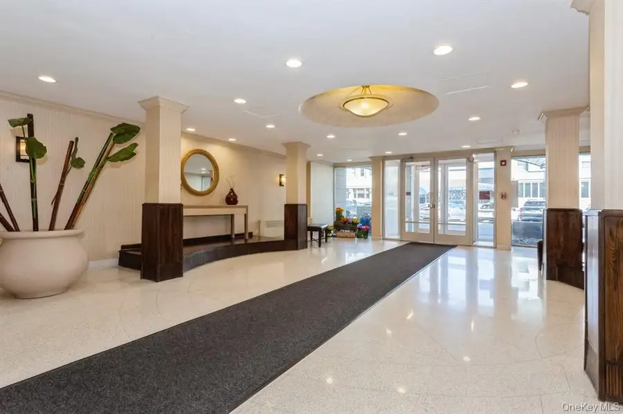 410 E Broadway #4T, Long Beach, NY 11561 - #3