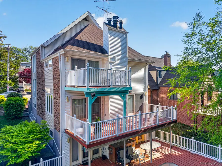 217-63 Corbett Road, Bayside, NY 11361 - #3