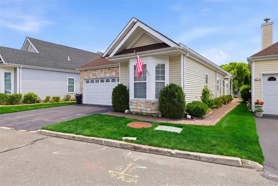 581 Leisure Drive, Ridge, NY 11961 - #2