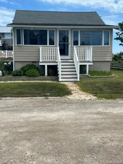 18 Beach, Laurel, NY 11948 - #1