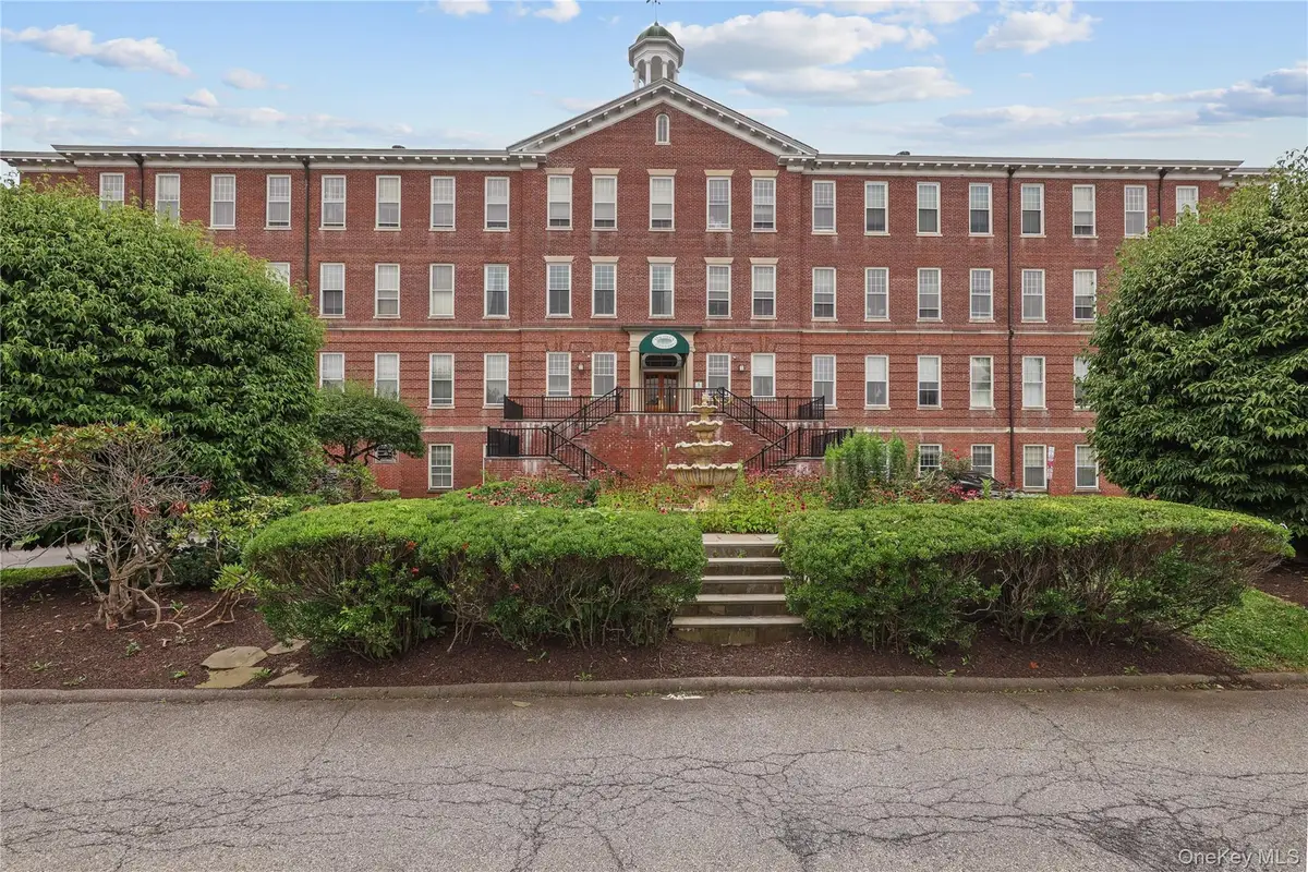 1403 Villa At The Woods #1403, Peekskill, NY 10566 - #1