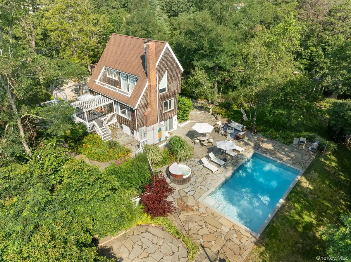 20A Oceanview Road, Hampton Bays, NY 11968 - #1
