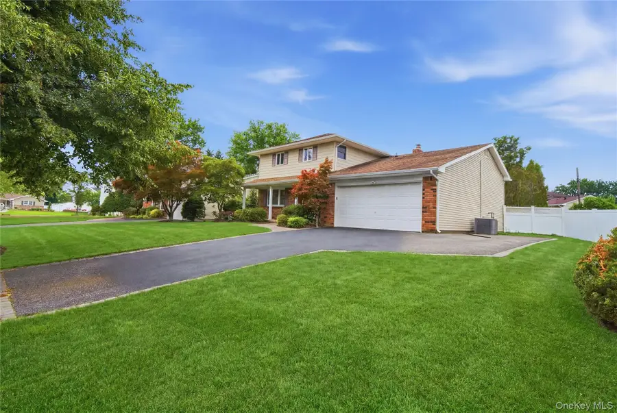 6 Navy Drive, Smithtown, NY 11787 - #2