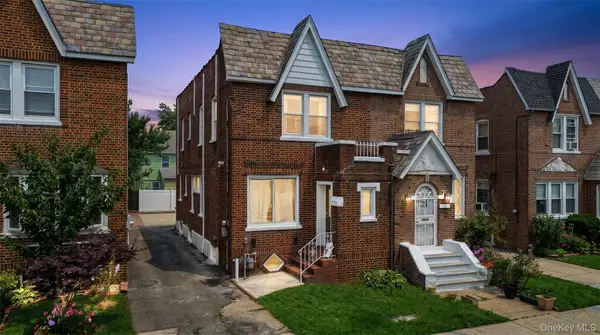 9431 239th Street, Floral Park, NY 11001