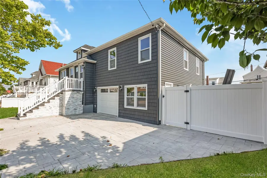 1043 Delaware Avenue, Island Park, NY 11558 - #3