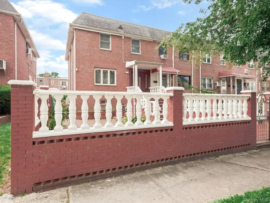 15314 76th Road, Flushing, NY 11367 - #2