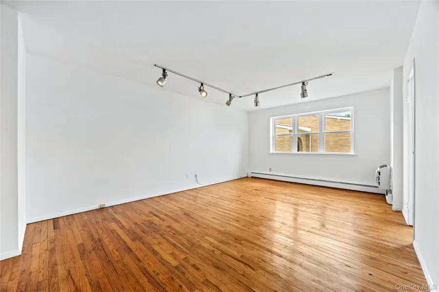 212 Westend Avenue #7-D, Freeport, NY 11520 - #2