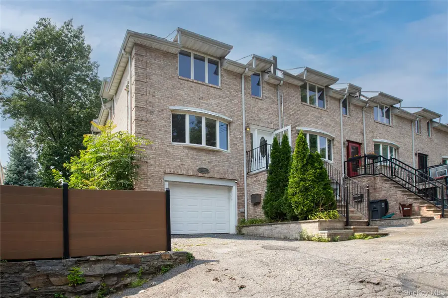 5637 Delafield Avenue, Bronx, NY 10471 - #3
