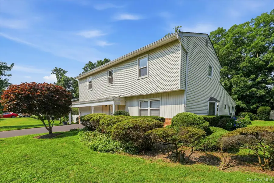 12 Kenny Street, Hauppauge, NY 11788 - #3
