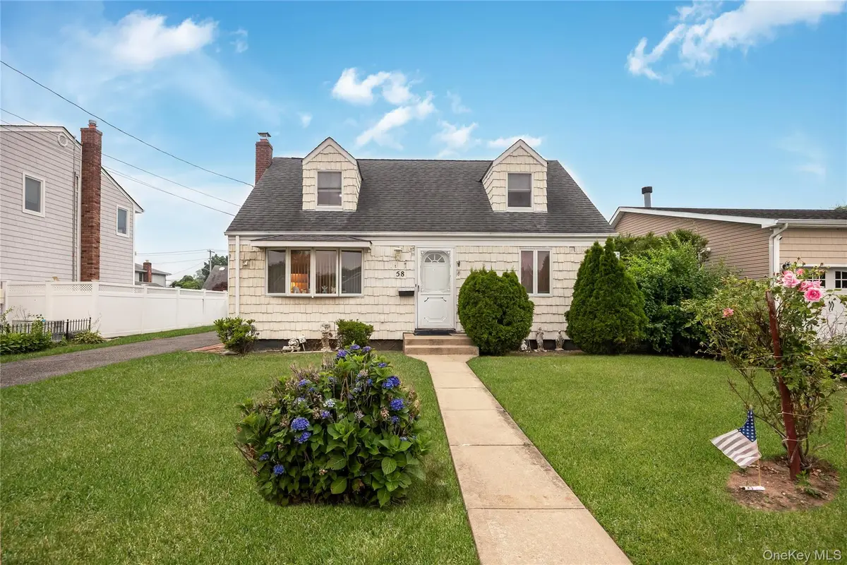 58 S Crescent Drive, Farmingdale, NY 11735 - #1