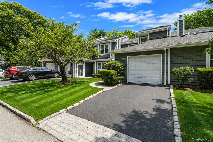 45 Madder Lake Circle, Commack, NY 11725 - #2