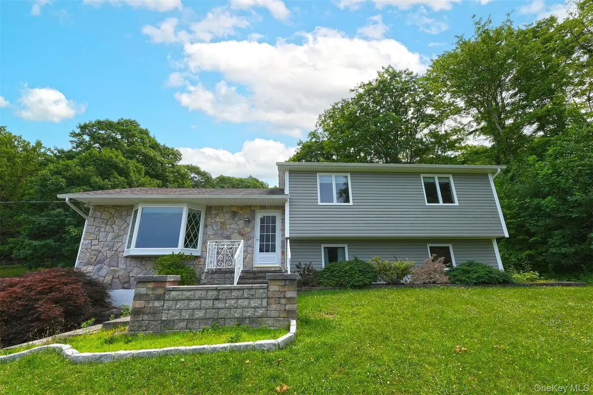 128 Lookout Pass, Stormville, NY 12582 - #1