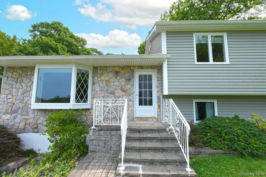 128 Lookout Pass, Stormville, NY 12582 - #3