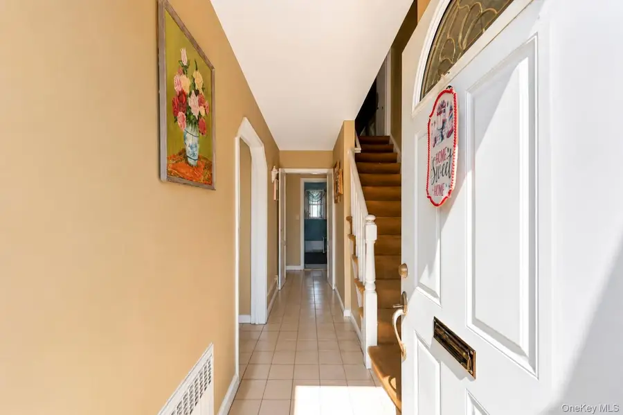 506 Greengrove Avenue, Uniondale, NY 11553 - #2
