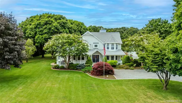 300 Private Road #8, Cutchogue, NY 11935