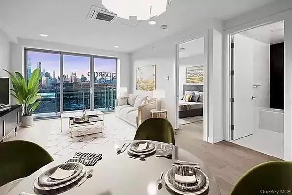 4244 Crescent Street #6B, Long Island City, NY 11101 - #3