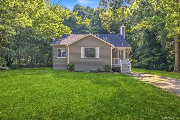 114 Wilson Avenue, Medford, NY 11763