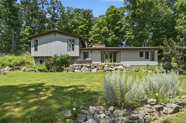 29 Murray Drive, Chester, NY 10918