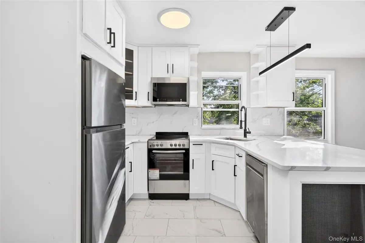 2 Soundview Avenue #A2G, White Plains, NY 10606 - #1