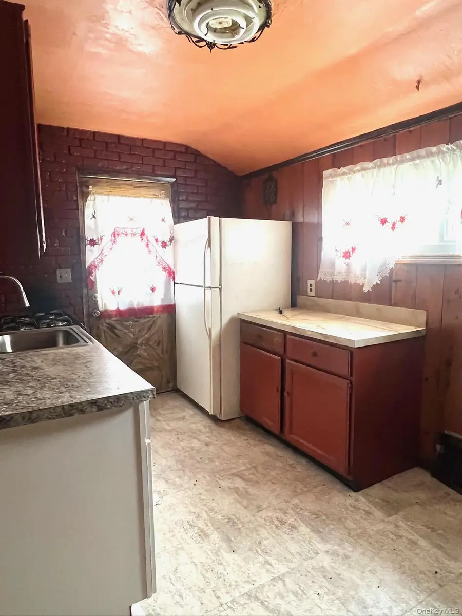 32 Cypress Street, Central Islip, NY 11722 - #3