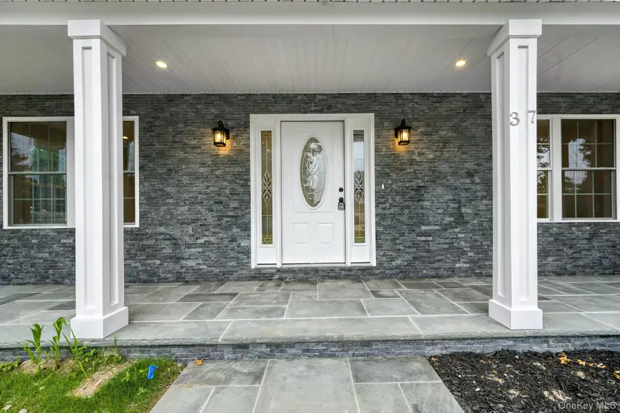 37 Pentmoor Drive, Mastic, NY 11950 - #2
