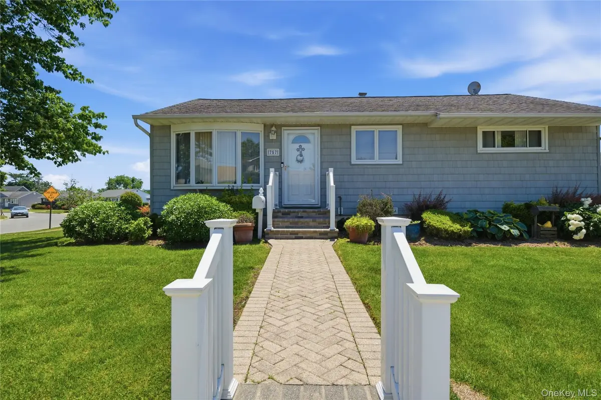 757 Anderson Avenue, Franklin Square, NY 11010 - #1