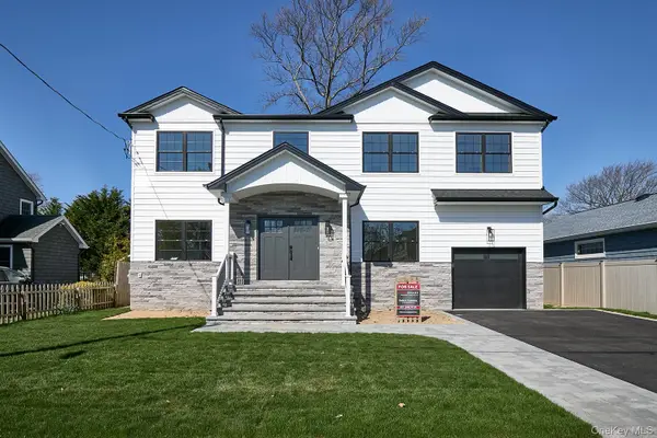104 Maeder Avenue, North Merrick, NY 11566