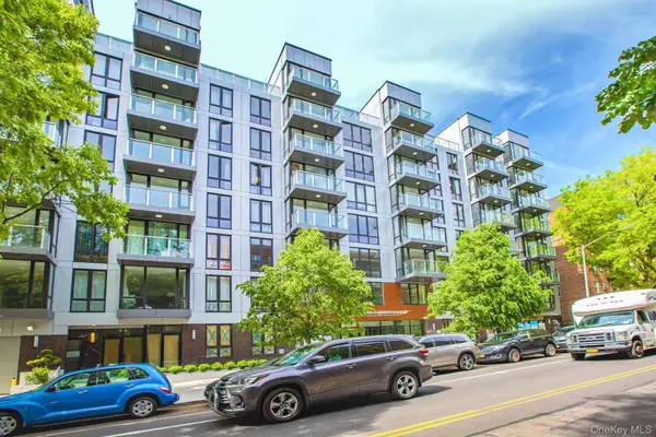 14427 Sanford Avenue #3J, Flushing, NY 11355