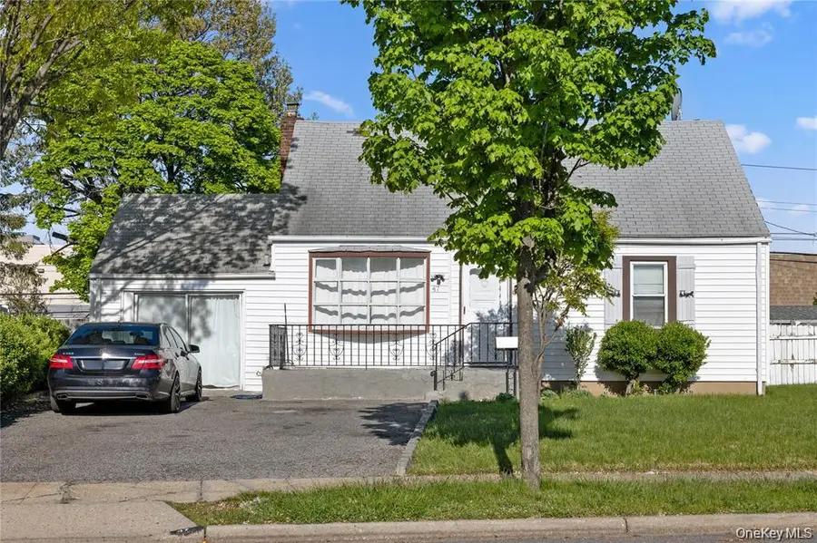 47 Cardinal Road, Levittown, NY 11756 - #2