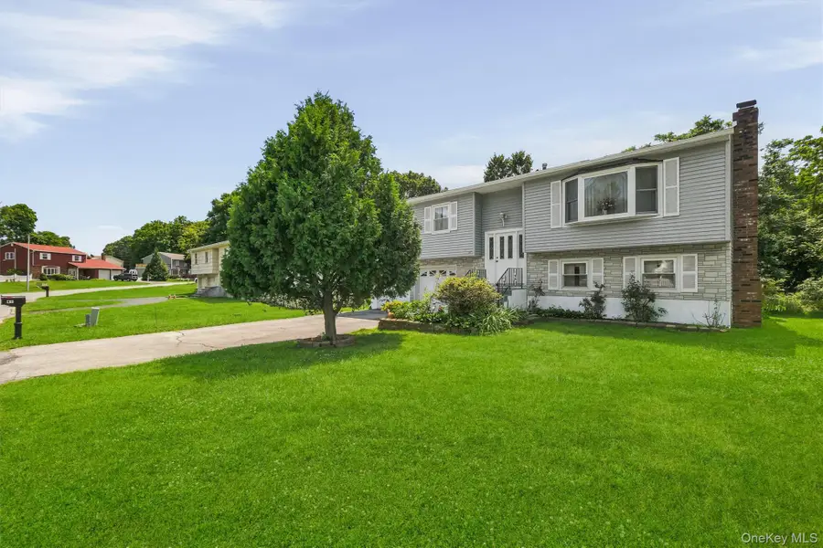 41 Keats Drive, New Windsor, NY 12553 - #3