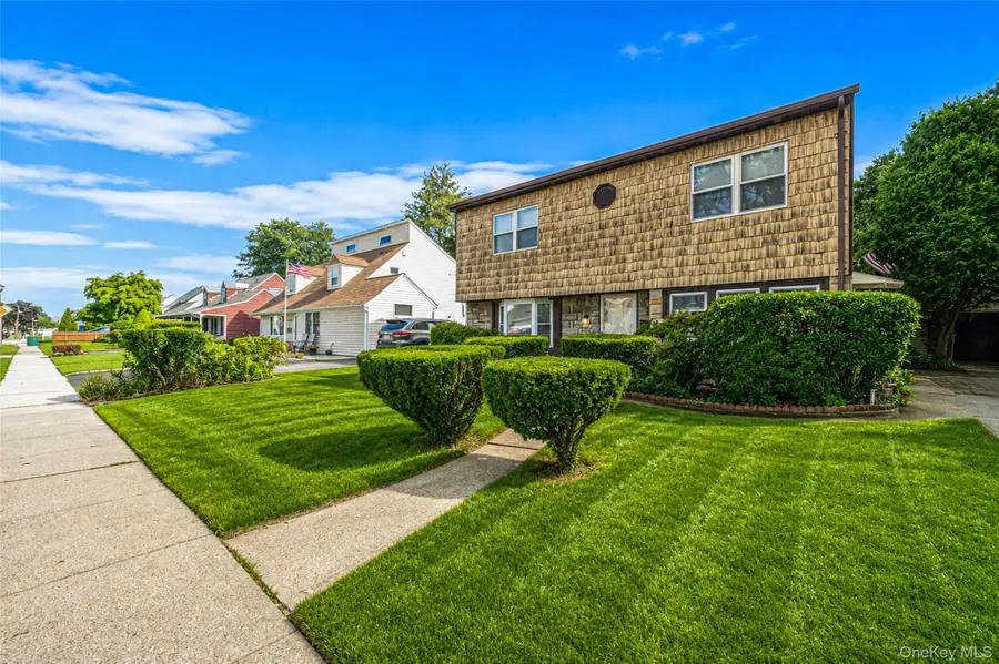 2439 2nd Street, East Meadow, NY 11554 - #2