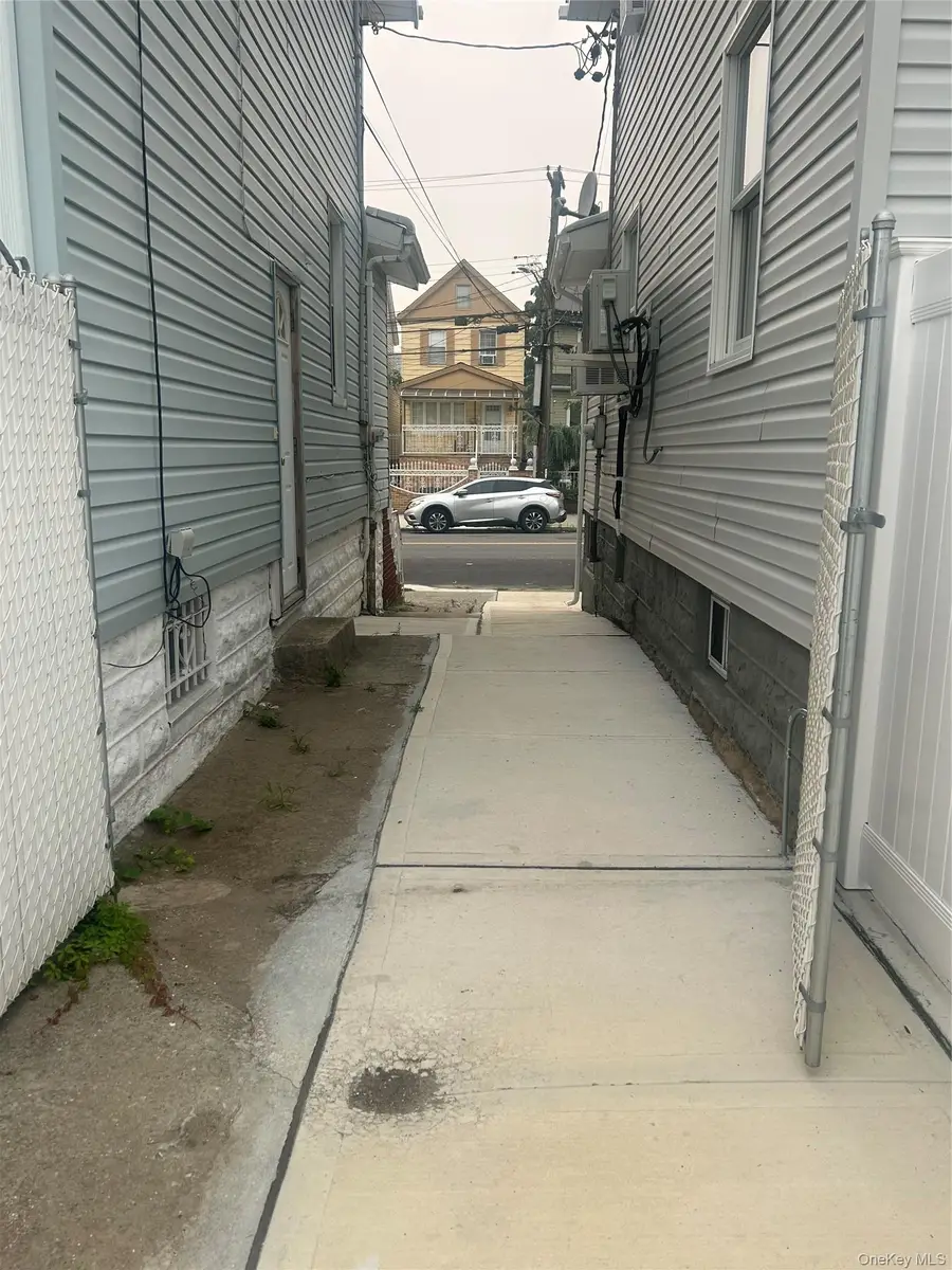 8906 Avenue L, Brooklyn, NY 11236 - #3