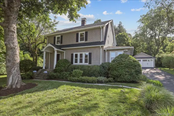 13 Washburn Road, Mount Kisco, NY 10549