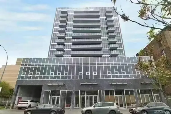 41-62 Bowne Street #13D, Flushing, NY 11355