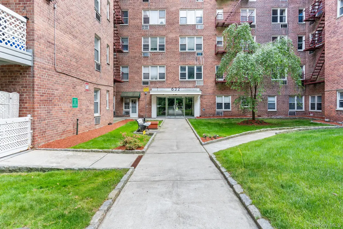632 Palmer Road #8G, Yonkers, NY 10701 - #1