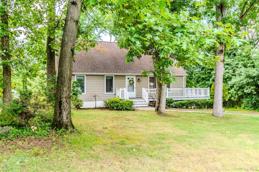 19 Farmstead Road, New Windsor, NY 12553 - #3
