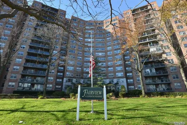61-20 Grand Central Parkway #B 1101, Forest Hills, NY 11375