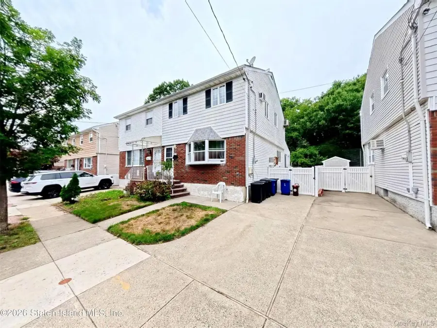 59 Zoe St, Staten Island, NY 10305 - #2
