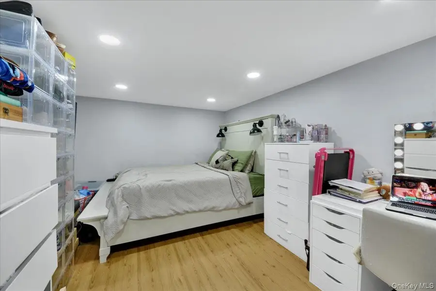 1804 Seminole Avenue, Bronx, NY 10461 - #2