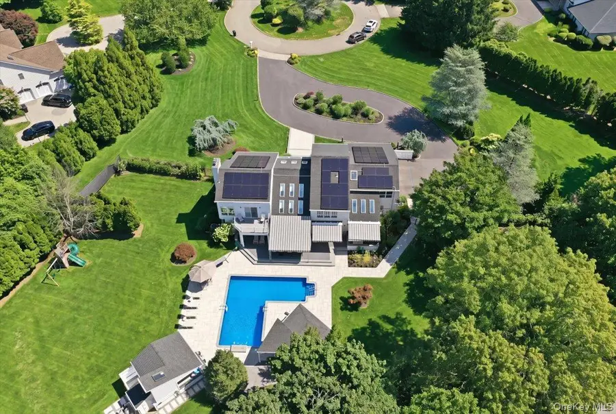 5 Meadow Gate W, Saint James, NY 11780 - #2