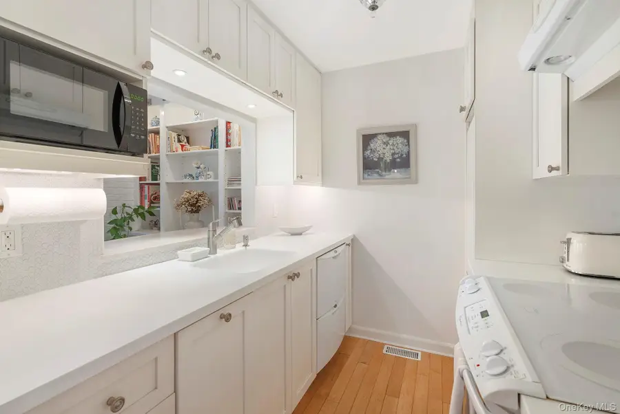 514 Pantigo Road #5, East Hampton, NY 11937 - #3