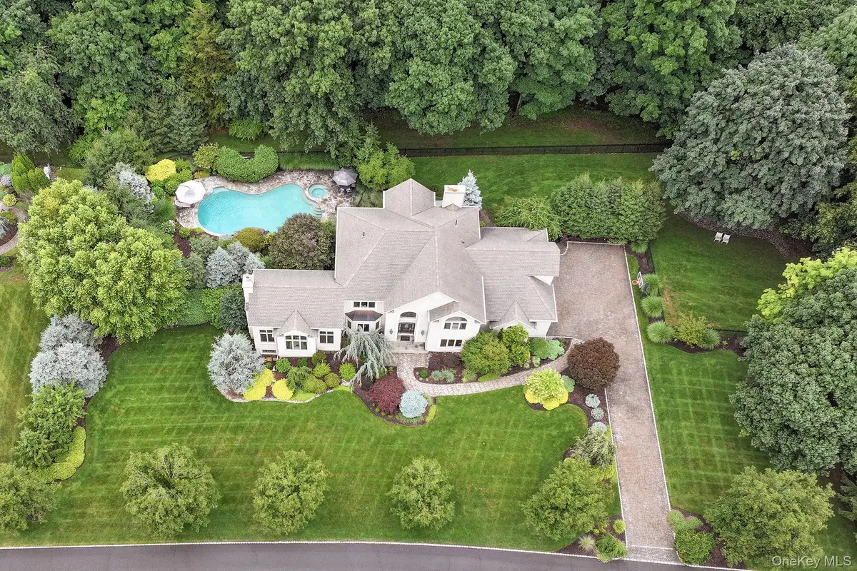 8 Lety Lane, Suffern, NY 10901 - #1