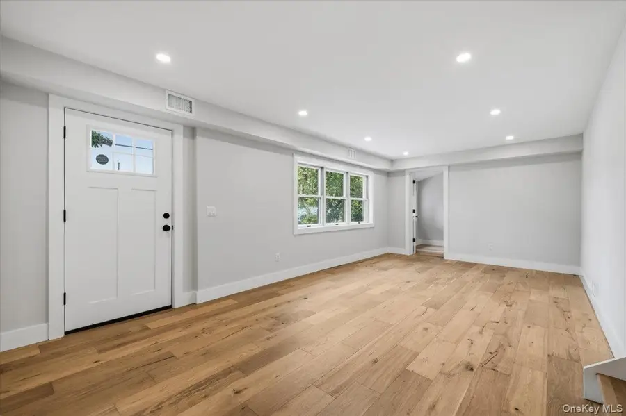 103 Bonnie Road, Oakdale, NY 11769 - #3