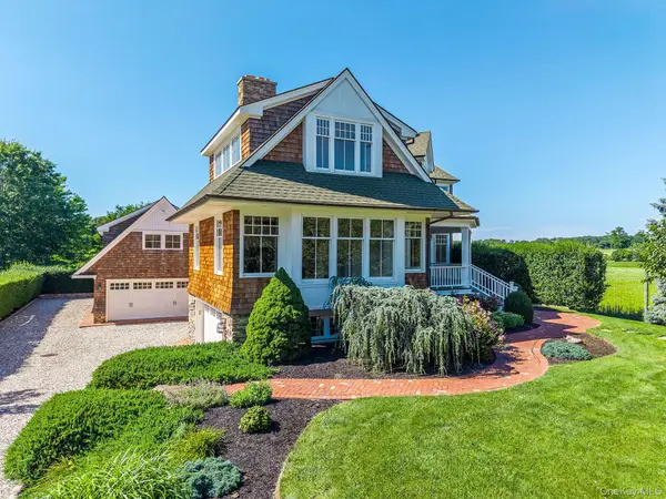 118 Peconic Bay Boulevard, Aquebogue, NY 11901