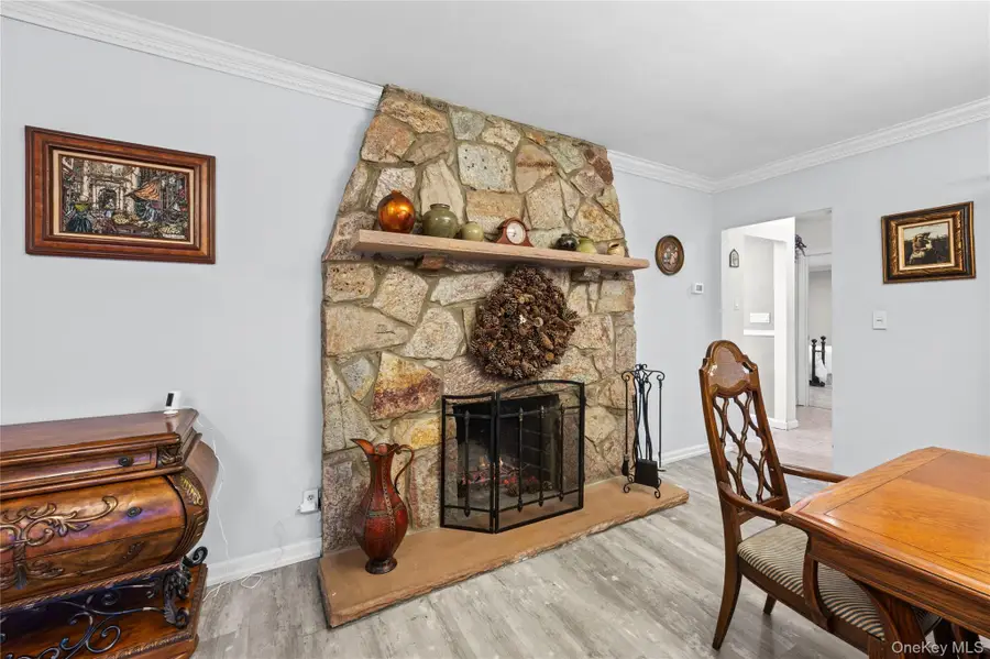 579 Empire Avenue, West Babylon, NY 11704 - #3