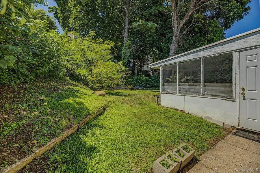 97 Portland Place, Yonkers, NY 10703 - #3