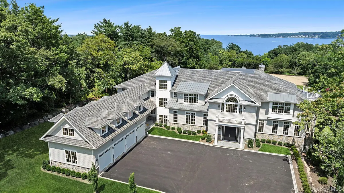 4 Shepherds Lane, Sands Point, NY 11050 - #1