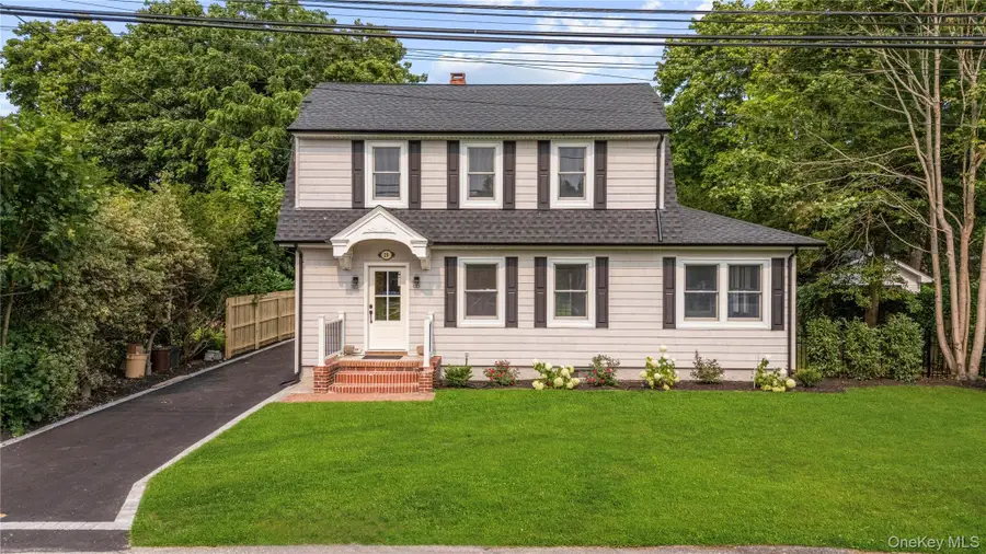 29 Colton Avenue, Sayville, NY 11782 - #2