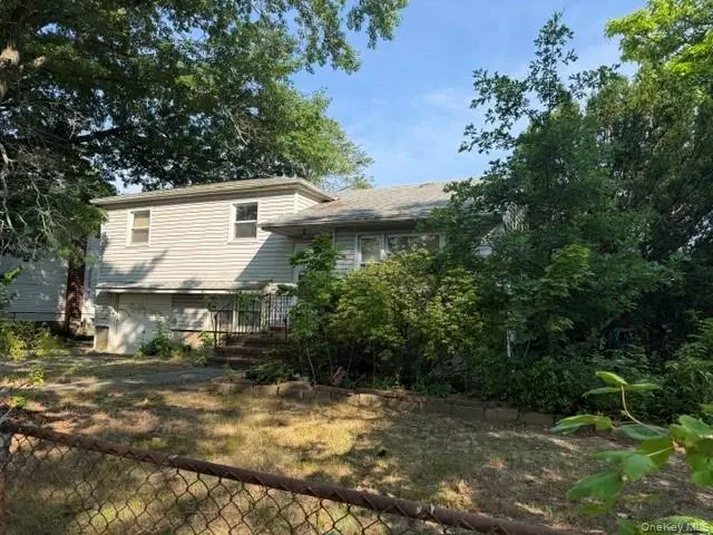 187 Thomas Powell Boulevard, Farmingdale, NY 11735 - #2