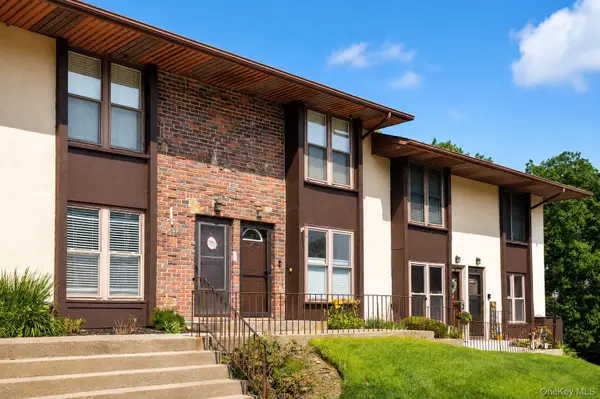 15 Eucalyptus Court #15, Selden, NY 11784
